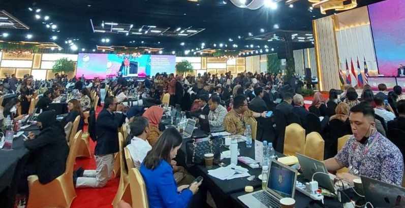 Jurnalis Asing Akui Media Center KTT ke-43 ASEAN di Jakarta Memuaskan 20 media center ktt asean