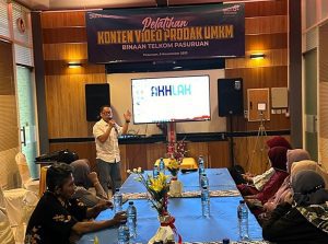 Tingkatkan Daya Saing Global UMKM Binaan Telkom Pasuruan Ikuti Pelatihan Konten Video Komersial1