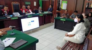 sidang amelia salim