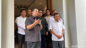pendeta gilbert lumoindong menemui eks wapres jusuf kalla 169