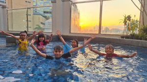 liburan di Swissbell