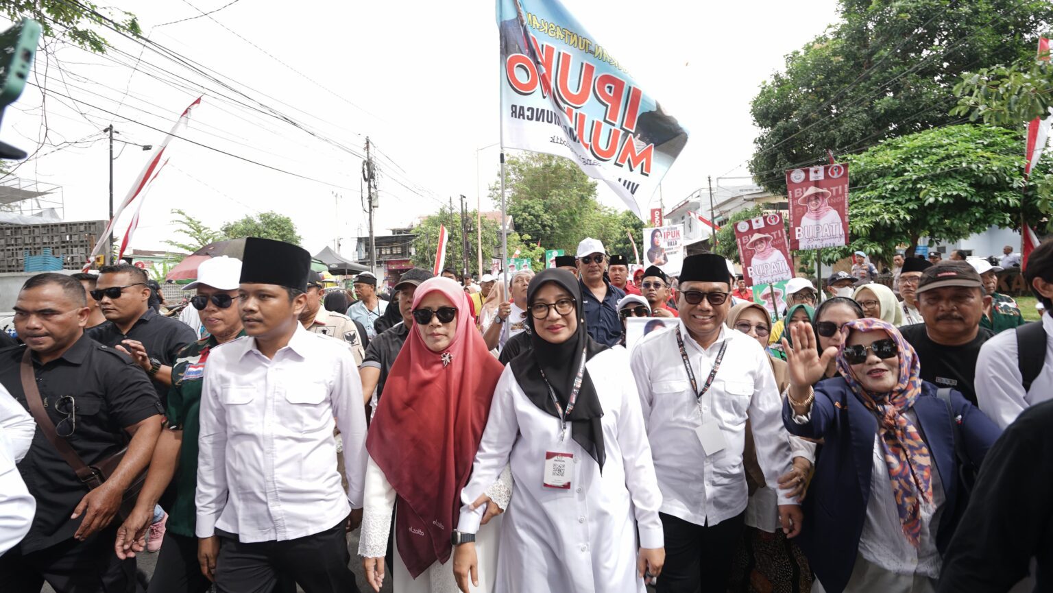 Ipuk Nyalon 1536x865 1