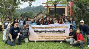 Tim dosen IBM PCU bersama para peserta Semiloka di Ponorogo.heic copy 949x530 C0LDFDau2G 800x445 1