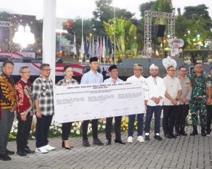 Pasangan Calon Wali Kota dan Wakil Wali Kota Batu Ucap Ikrar Pilkada Damai 22 IMG 20240930 070247