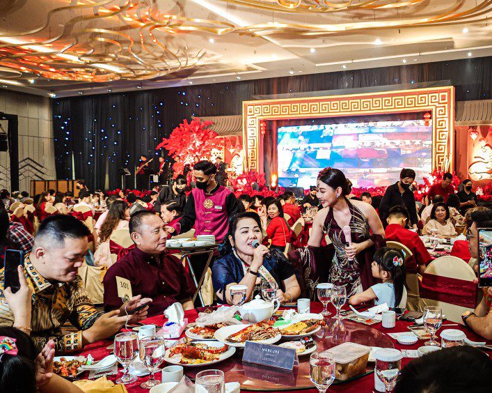Mercure Surabaya Grand Mirama Rayakan Imlek 2025 dengan Penampilan Memukau Vanessa Axelia 20 imlek Mercure Mirama