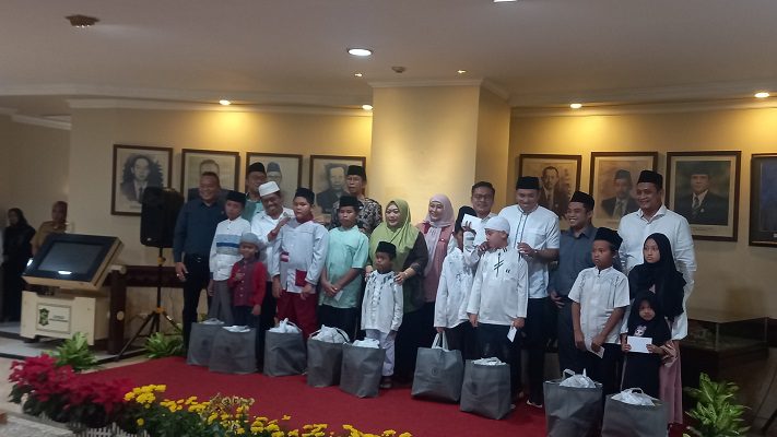 bukber dprd surabaya