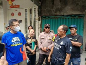 Cak Dji di Gembong Sayuran