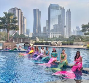 Swiss-Belresidences Rasuna Epicentrum hadirkan Kursus Renang Putri Duyung 20 Kursus Renang Putri Duyung