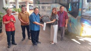SPS Hibahkan Bus