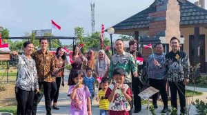 Mercure Grand Mirama Surabaya Bagi Bendera