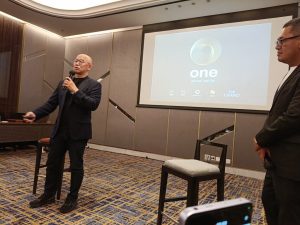 one global Iwan Sunito