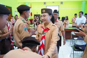 ketua kwartir cabang gerakan pramuka kabupaten kediri berangkatkan 20 kontingen giat prestasi 2025 thumbnail 444