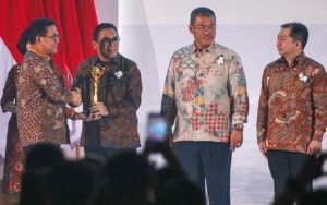 Penghargaan untuk Sekar Laut