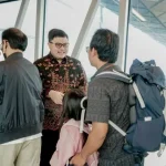 Mas Dhito dan Penumpang Pesawat