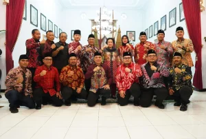 Megawati dan Kepala Daerah PDI Perjuangan Jatim