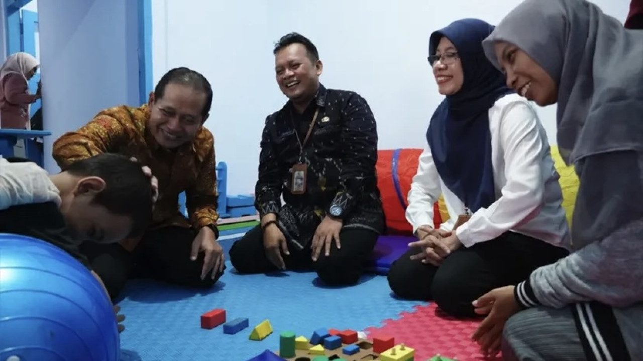 Pemkab Kediri Resmikan Rumah Terapi Gratis Bagi Penyandang Disabilitas ...