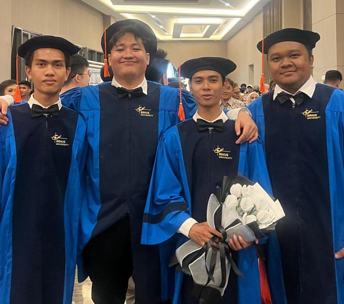 BINUS @Malang Buka Beasiswa hingga 100 Persen, Siapkan Talenta Digital dan Technopreneur 20 wisudawan binus malang