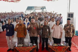 Pemkab Kediri Salurkan Komputer jinjing