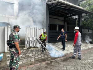 Kolaborasi Yello Hotel Jemursari dan Rentokil Untuk Kawasan Bebas Nyamuk 20 yello aktifitas
