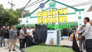 Gedung Parkir Kayutangan