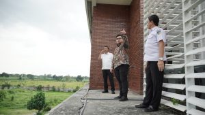 Mas Dhito Tinjau Kantor Baru Disparbud