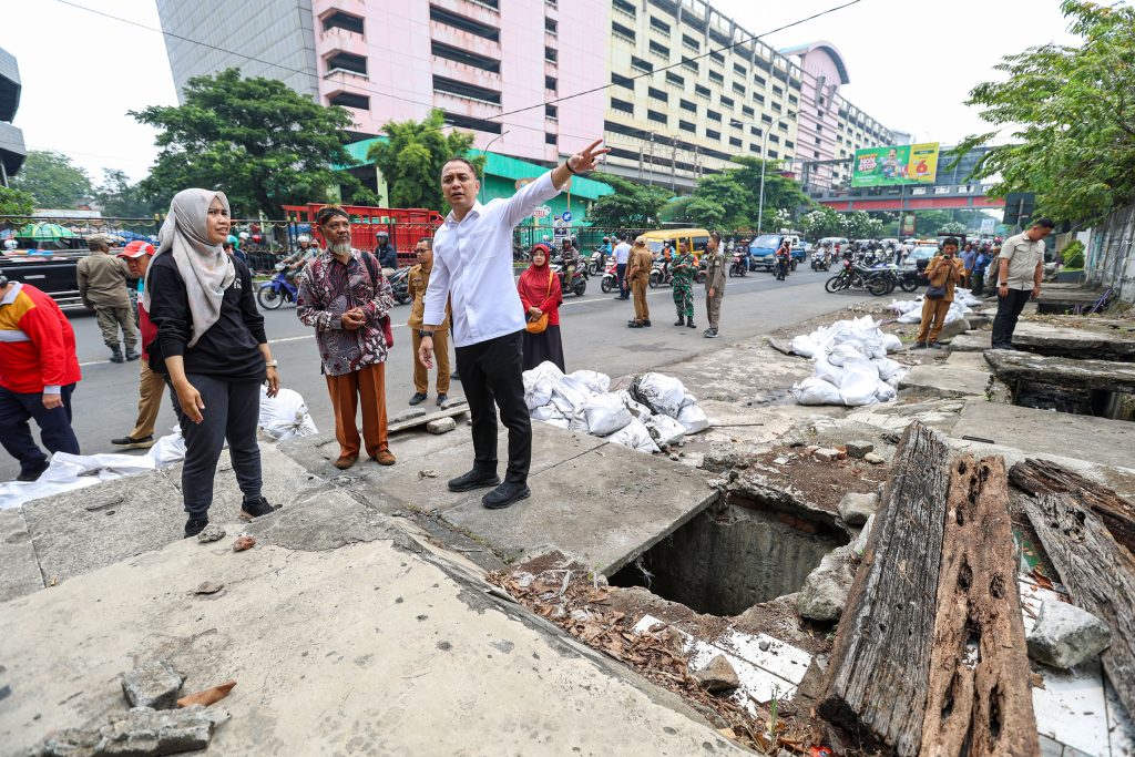 pelebaran jalan Wonokromo