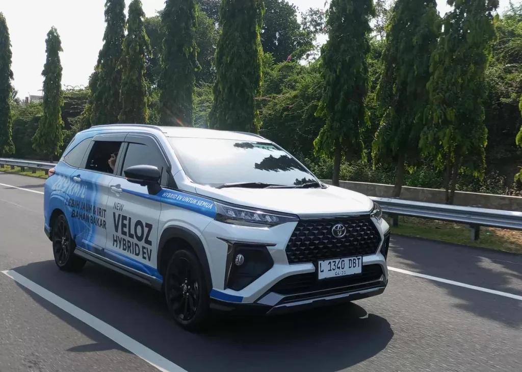Veloz Hybrid EV