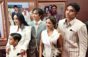 Film 'Jangan Buang Ibu' Berhasil Bikin Haru Surabaya 20 Jangan Buang Ibu