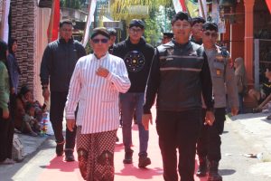 Kapolres Kediri & Ketua DPRD Kabupaten Kediri hadiri Tradisi 1 Suro di Petilasan Sri Aji Joyoboyo 20 Kapolres Kediri Ketua DPRD Kab. Kediri hadiri Tradisi 1 Suro