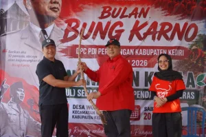Peringati Bulan Bung Karno, PDI Perjuangan Kabupaten Kediri Tanam Ketela 20 PDI Perjuangan Kab Kediri Tanam Ketela