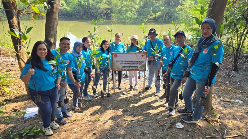 FKPPH Jatim tanam pohon