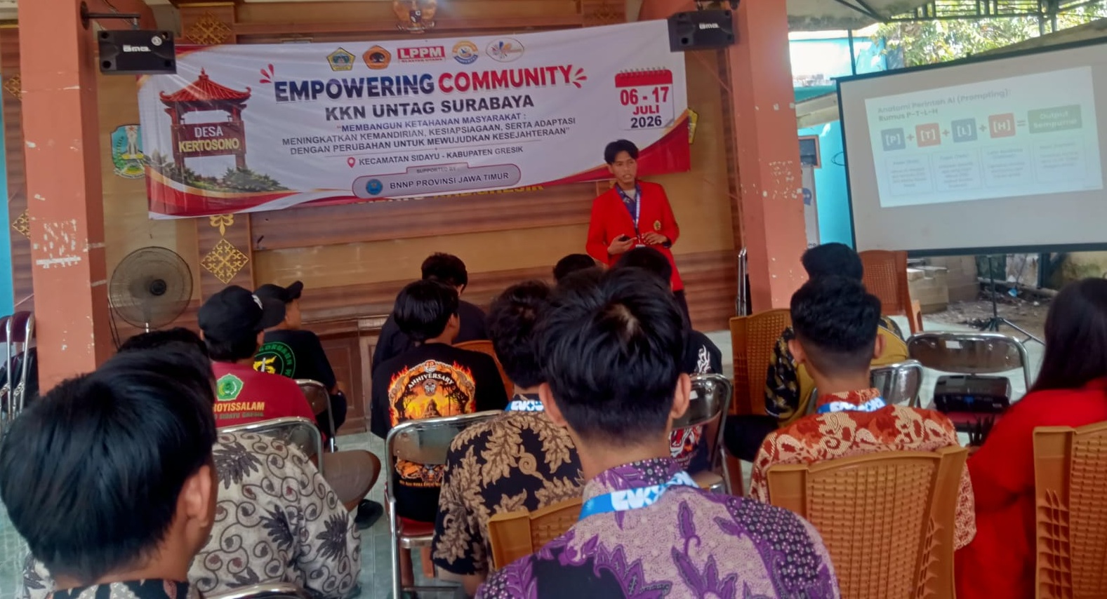 Pengabdian Untag Surabaya di Desa Kertosono: Pemanfaatan AI Generatif untuk Village Branding melalui Kanvas Desa Digital 20 KKN Untag AI