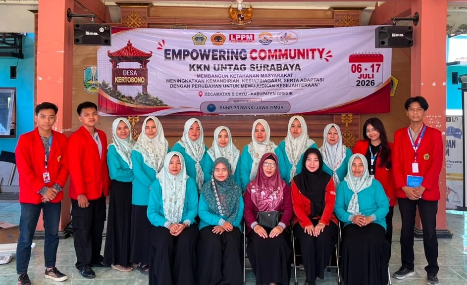 Peningkatan Kesehatan Mental dan Regulasi Emosi dengan Pelatihan Journaling Bagi Ibu-Ibu PKK di Desa Kertosono Kecamatan Sidayu Kabupaten Gresik 20 kkn untag 1