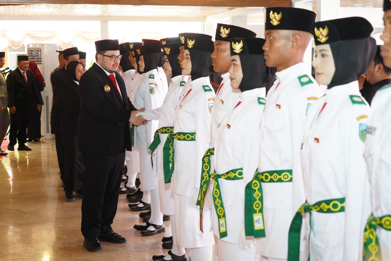 Bupati Kediri Mas Dhito Kukuhkan Paskibraka: Jadilah Contoh dan Jaga Ideologi Pancasila 20 Dhito dan Paskibraka 2026