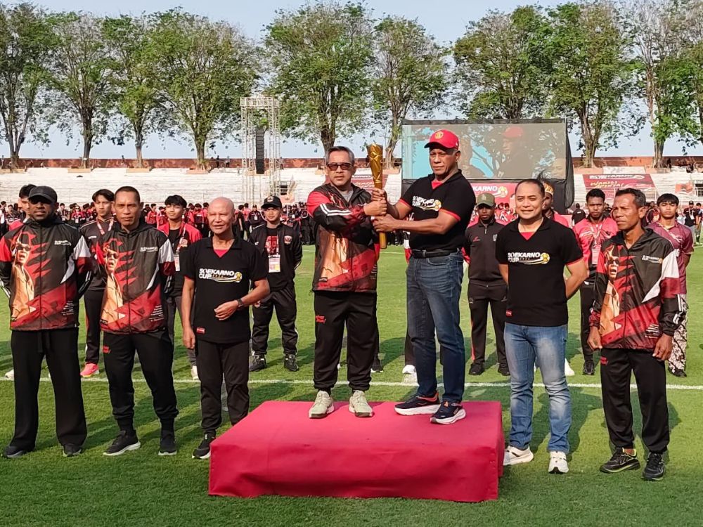 Soekarno Cup dibuka