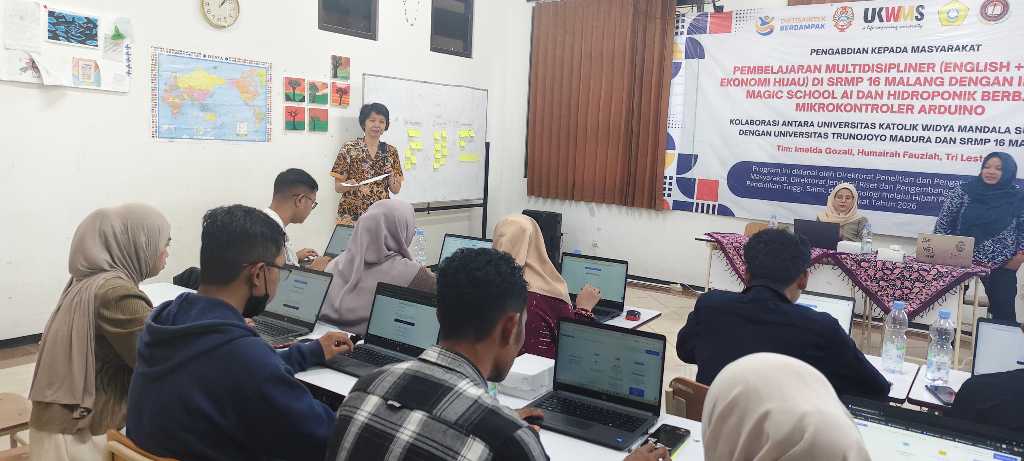 Hidroponik dan AI Jadi Inovasi Pembelajaran UKWMS di SRMP 16 Malang 20 UKWMS di SRMP 16 Malang