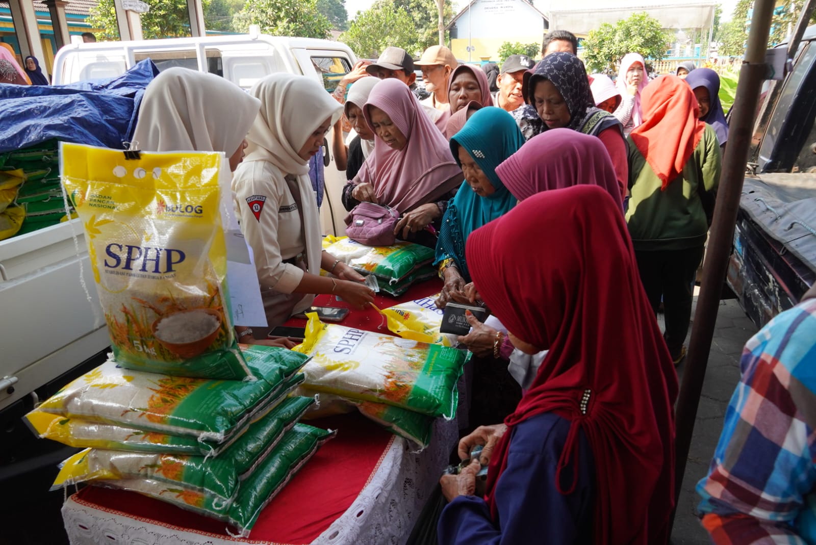 Pemkab Kediri Gelar Pasar Murah, Penuhi Kebutuhan Pokok Warga 20 Pasar Murah Kab Kediri