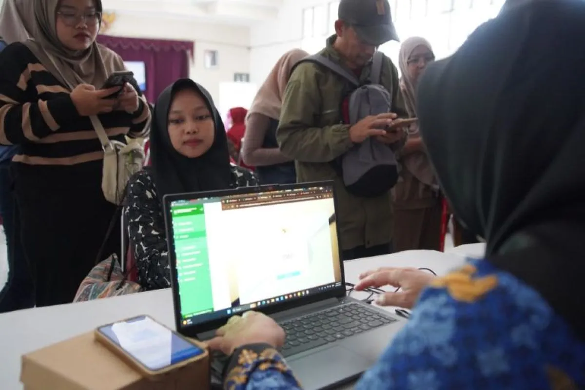 Mas Dhito: Pemkab Kediri Dorong Percepatan Aktivasi IKD 20 1001029905.jpg