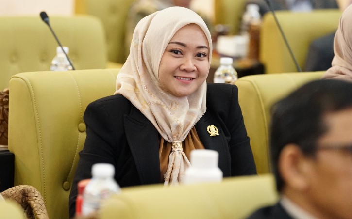 Anggota Fraksi PDI Perjuangan DPRD Jatim Indriani Yulia Mariska