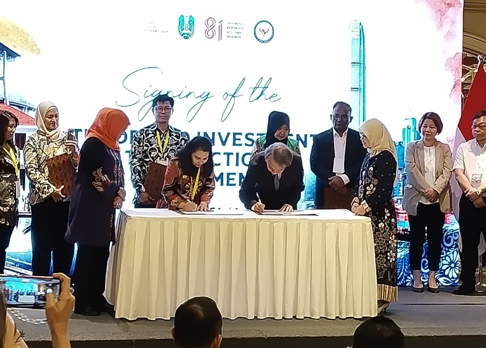 Ikut Misi Dagang Pemprov Jatim, UMKM Koffiku Teken MOU dengan Buyer Asal Hongkong 20 Koffiku MOU dengan Buyer Hongkong